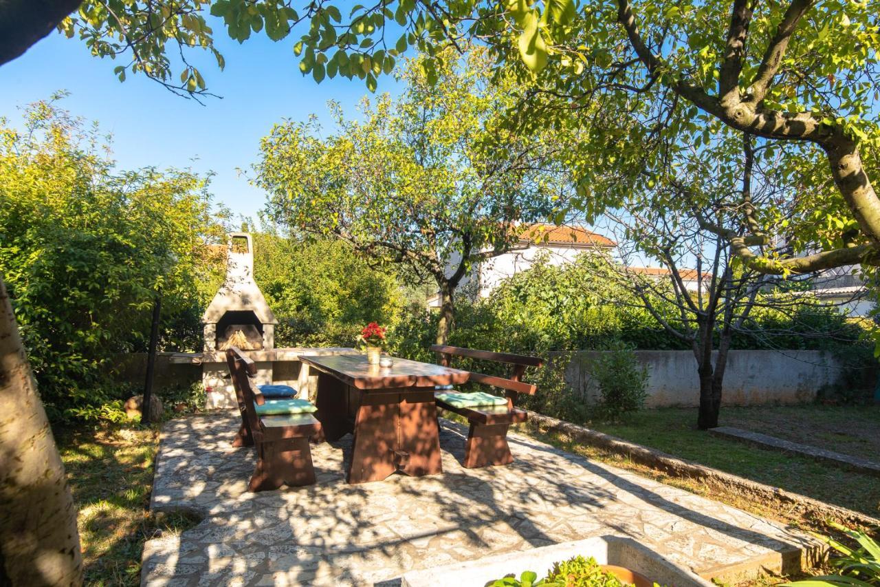 2-Bedroom Krk Apartment - Near Krk Beaches & Town! Krk Town Zewnętrze zdjęcie