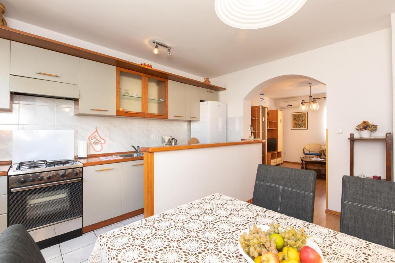 2-Bedroom Krk Apartment - Near Krk Beaches & Town! Krk Town Zewnętrze zdjęcie